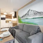Apartamenty Bluesky - Centrum Karpacza, Spokojna Okolica, Blisko Deptaka, Balkon Карпач