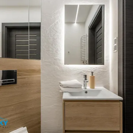 Apartament Bluesky - Nad Lomnica 14 - Centrum Karpacza, Blisko Deptaka Karpacz